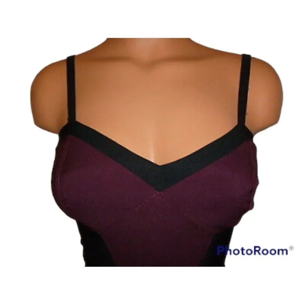 ✨ XOXO Burgundy Color-block Mini Dress✨ - Picture 4 of 5